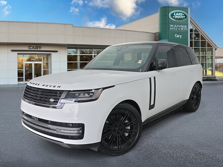 2025 Land Rover Range Rover SE SUV