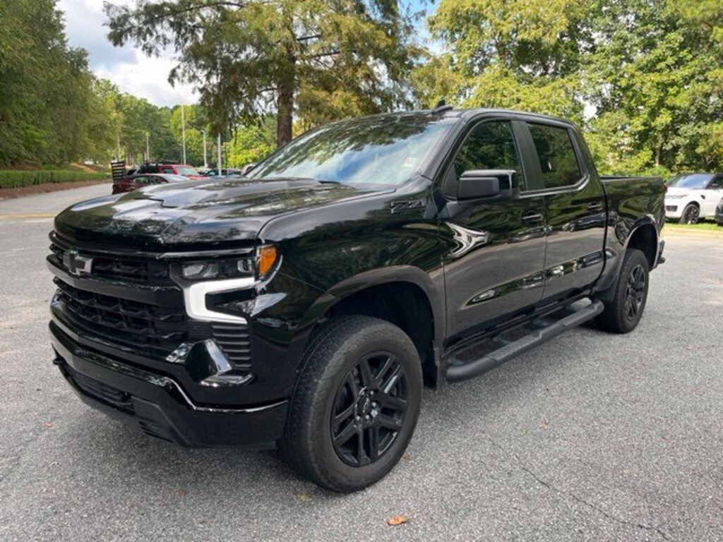 Used 2025 Chevrolet Silverado 1500 LT Trail Boss Truck Crew Cab