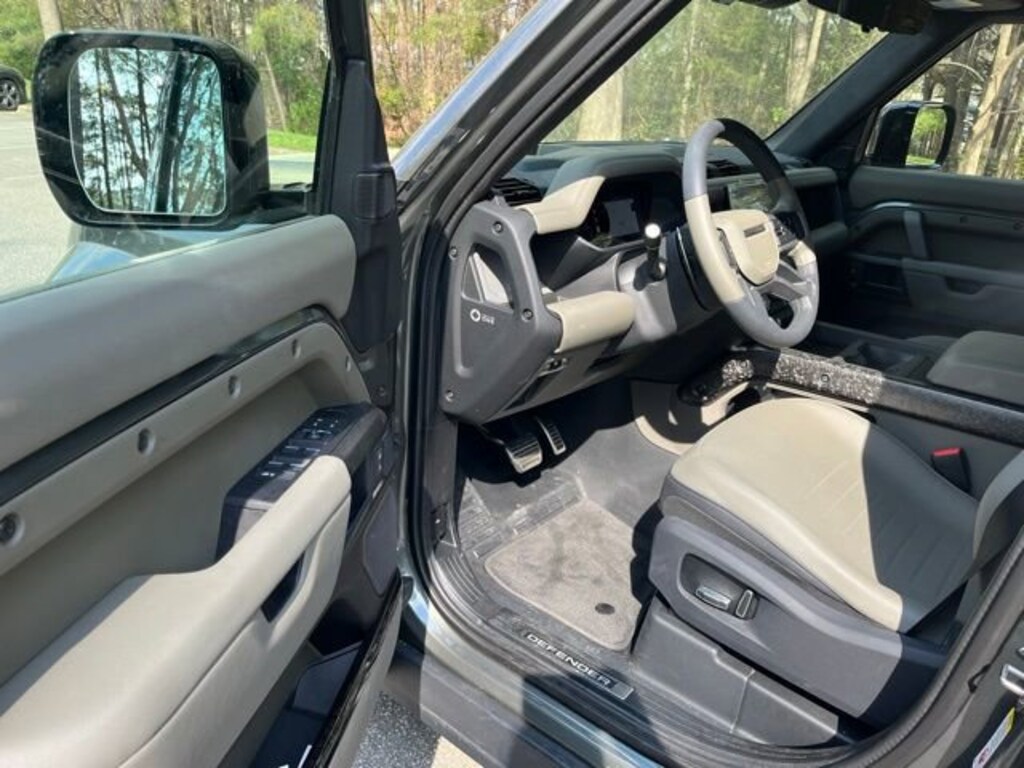 Used 2025 Land Rover Defender V8 SUV