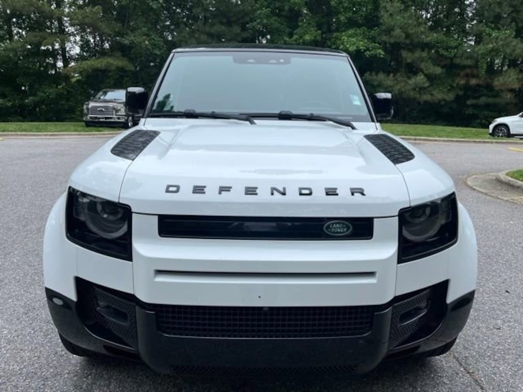 Used 2024 Land Rover Defender X-Dynamic SE SUV