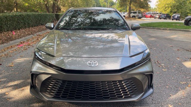 Used 2026 Toyota Camry SE Sedan