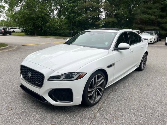 2024 Jaguar XF P250 R-Dynamic SE's photo