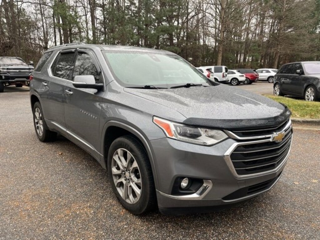 Used 2021 Chevrolet Traverse Premier SUV