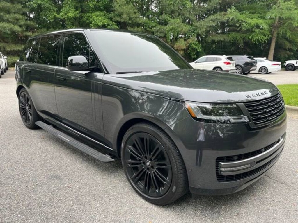 Used 2025 Land Rover Range Rover SE SUV