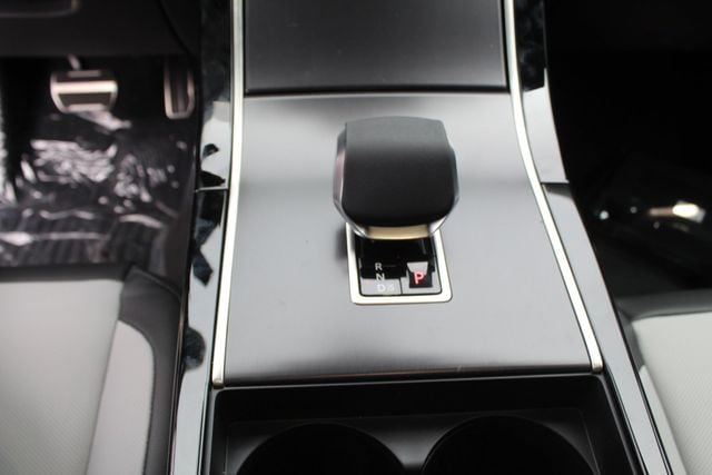 2026 Land Rover Range Rover Velar Dynamic SE - Photo 13