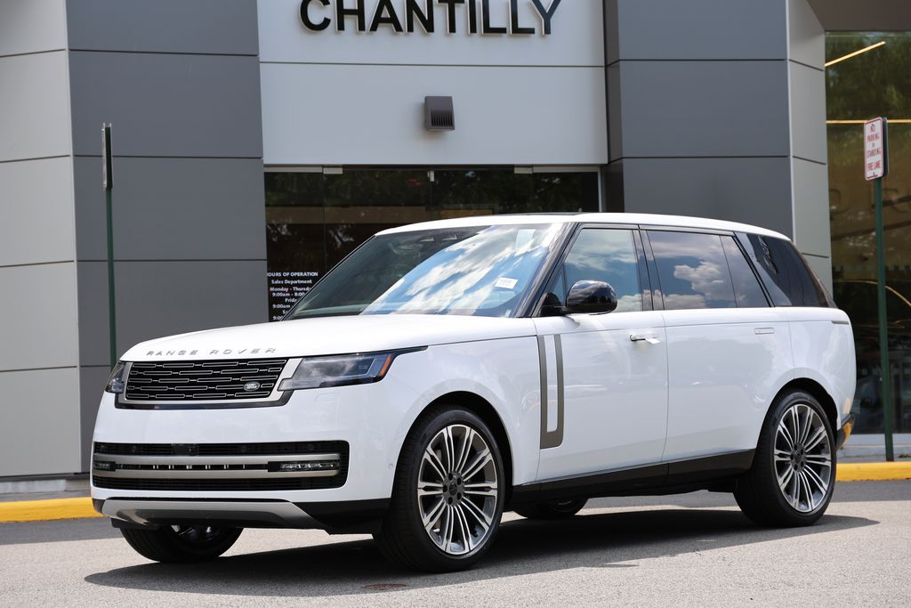 2026 Land Rover Range Rover 3.0 SE LWB 7's photo