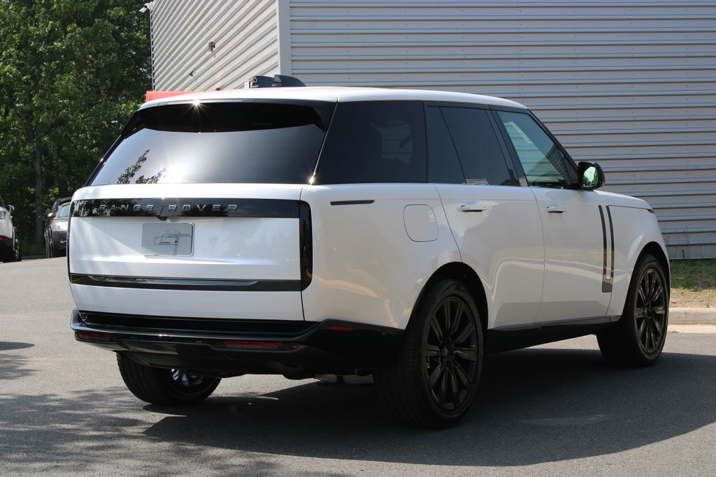 2026 Land Rover Range Rover SE - Photo 5