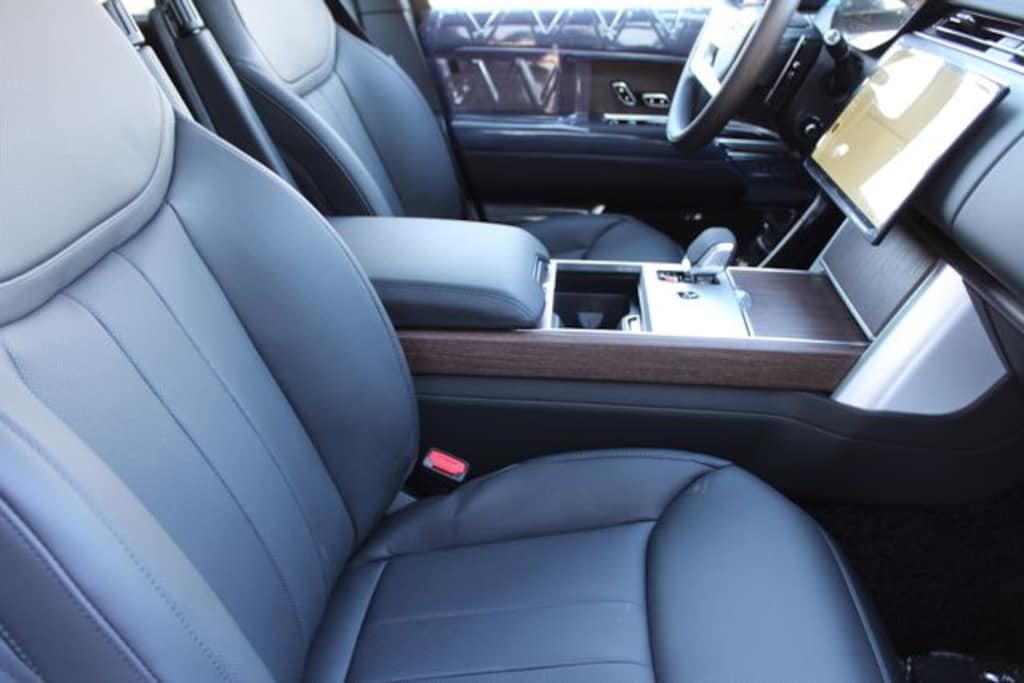 New 2026 Land Rover Range Rover SE LWB 7 SEAT 530PS SUV