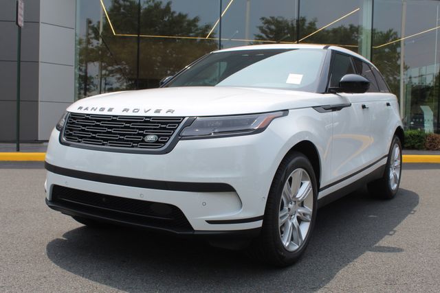 2026 Land Rover Range Rover Velar S's photo