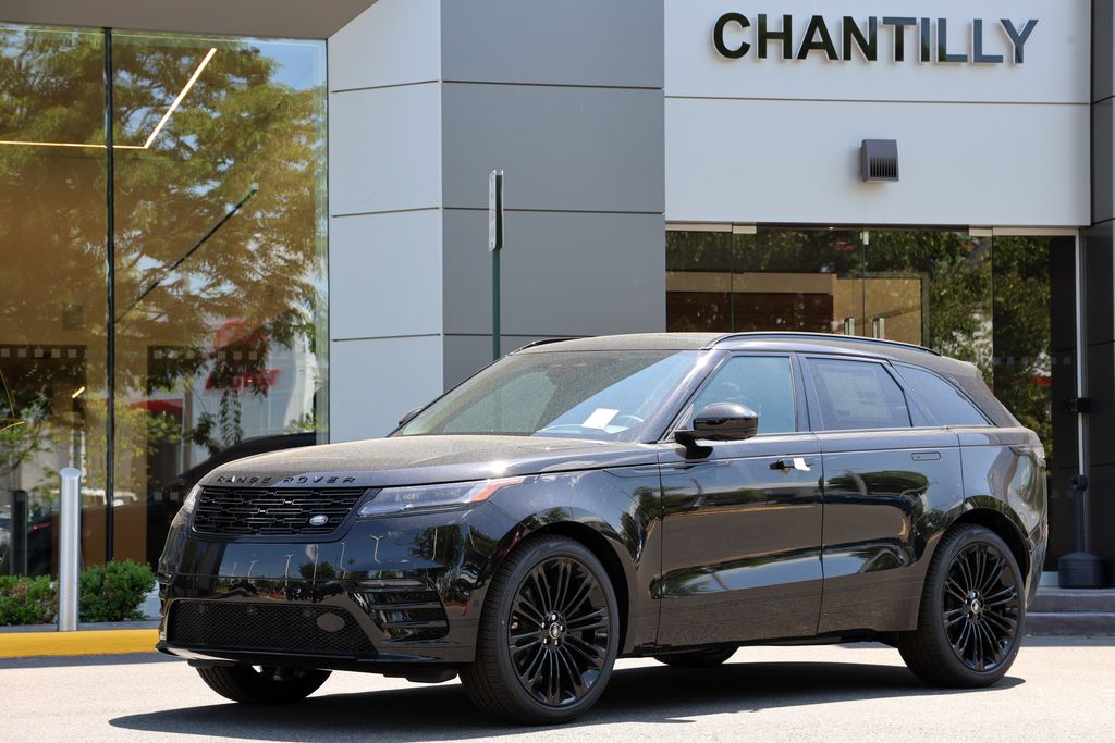 2026 Land Rover Range Rover Velar P250 Dynamic SE's photo