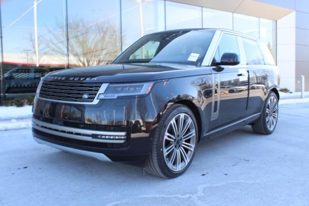 New 2026 Land Rover Range Rover SE 400PS SUV