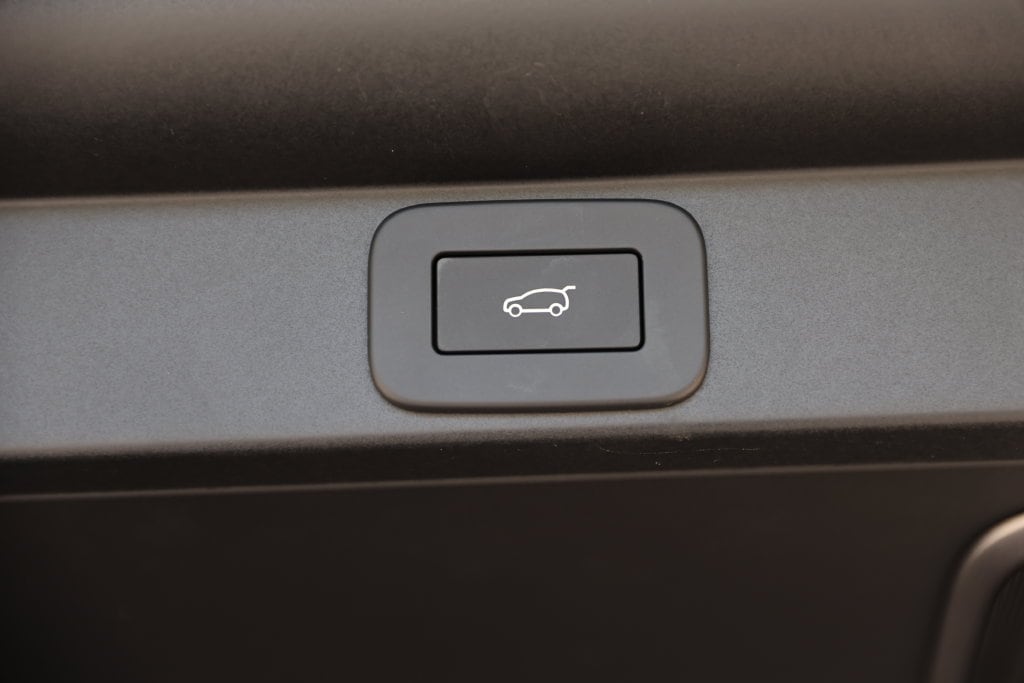 2026 Land Rover Range Rover SV - Photo 23