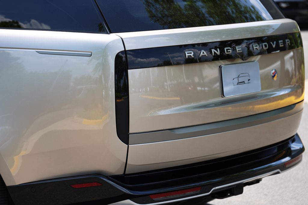 2025 Land Rover Range Rover SE - Photo 7