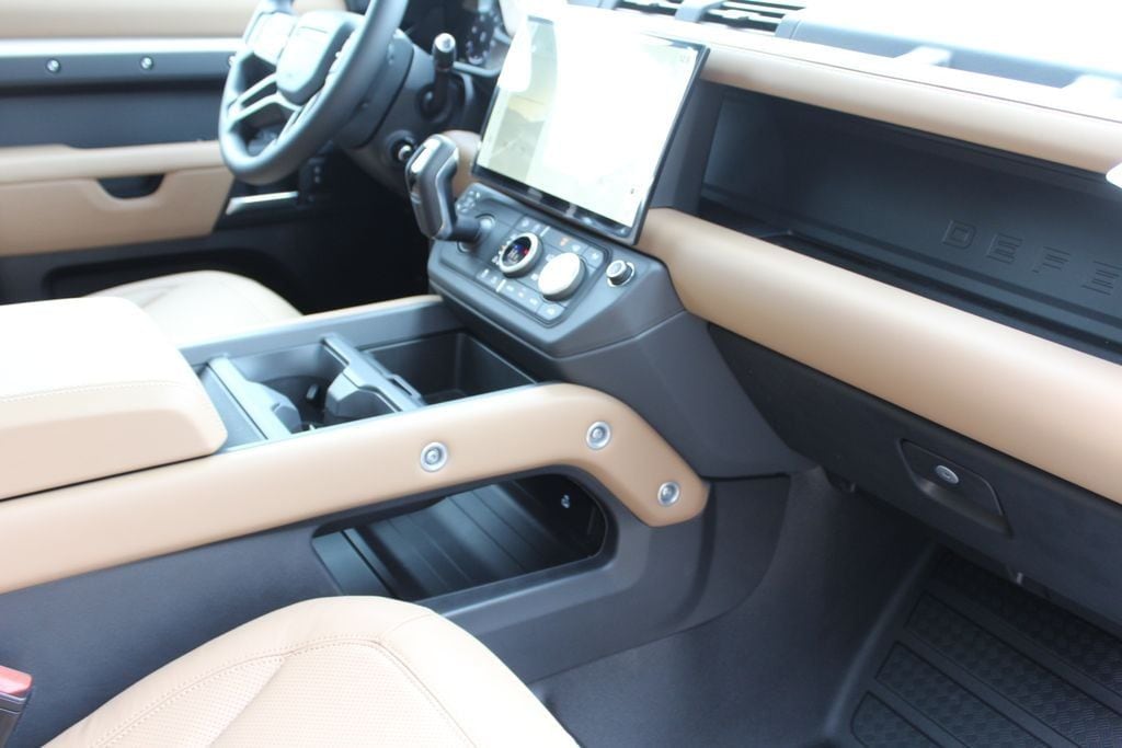 2026 Land Rover Defender X-Dynamic SE - Photo 54