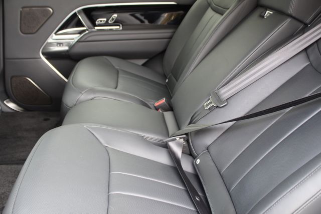 2025 Land Rover Range Rover Autobiography photo 4