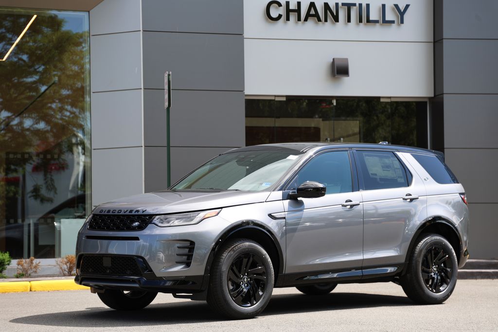 2026 Land Rover Discovery Sport 2.0 Landmark Edition's photo