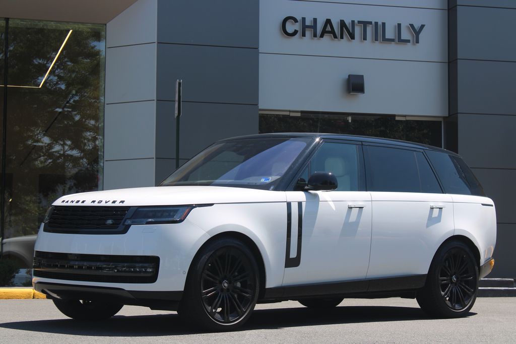 2023 Land Rover Range Rover 4.4 SE LWB 7's photo