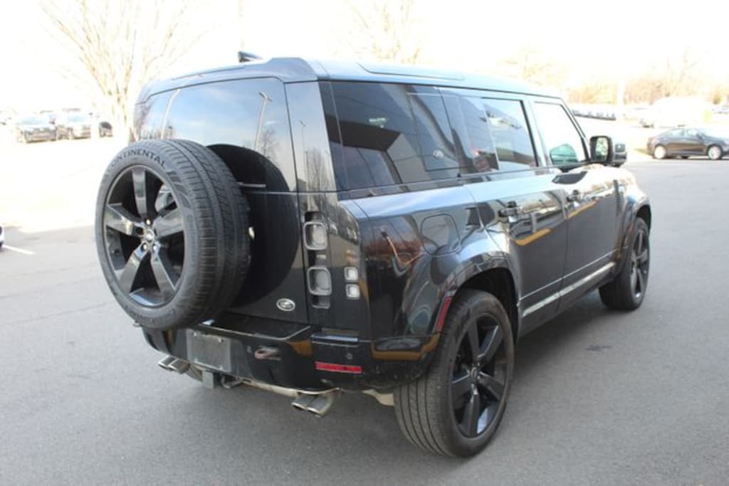 Used 2022 Land Rover Defender 110 V8 525PS SUV