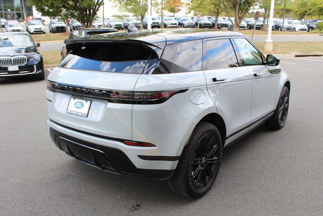 2025 Land Rover Range Rover Evoque S photo 2