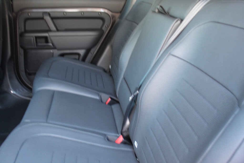 New 2026 Land Rover Defender 110 Octa 635PS SUV