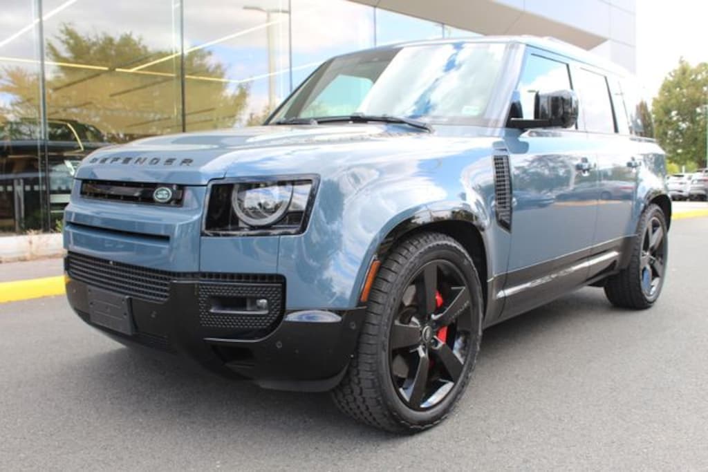 Certified 2024 Land Rover Defender 110 X-Dynamic SE SUV