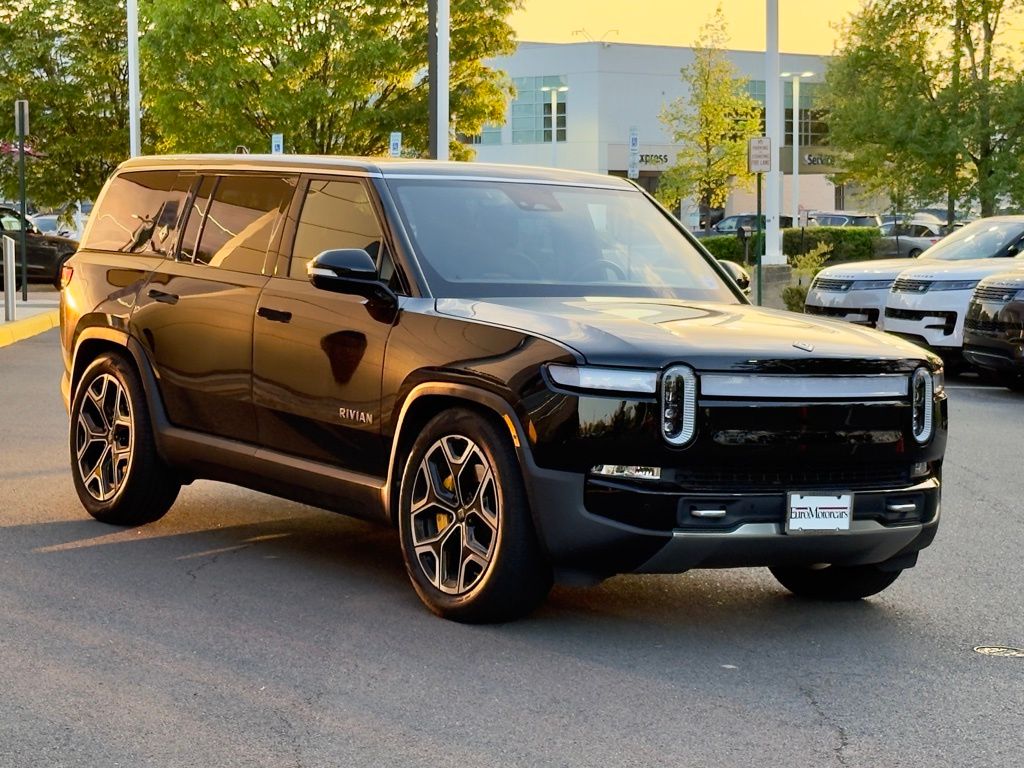 Used 2022 Rivian R1S Launch Edition with VIN 7PDSGABL6NN001514 for sale in Chantilly, VA