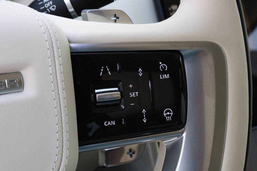 2025 Land Rover Range Rover SE - Photo 19