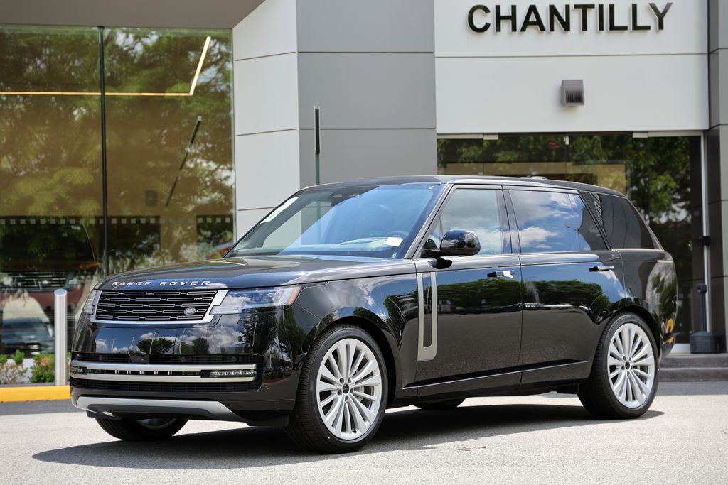 2026 Land Rover Range Rover 4.4 SE LWB 7's photo