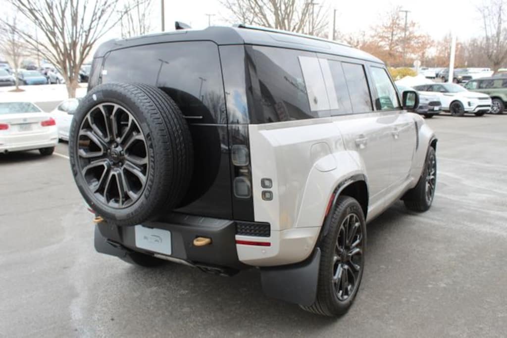 New 2026 Land Rover Defender 110 V8 OCTA SUV