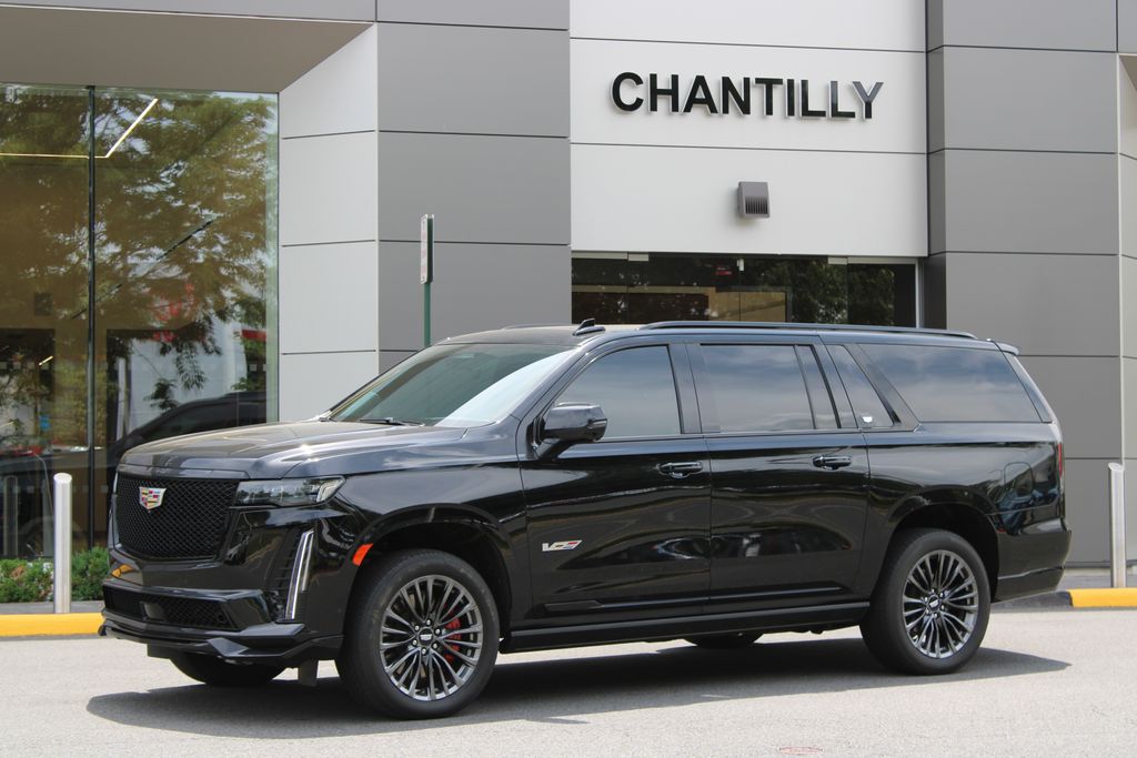2023 Cadillac Escalade ESV V-Series's photo