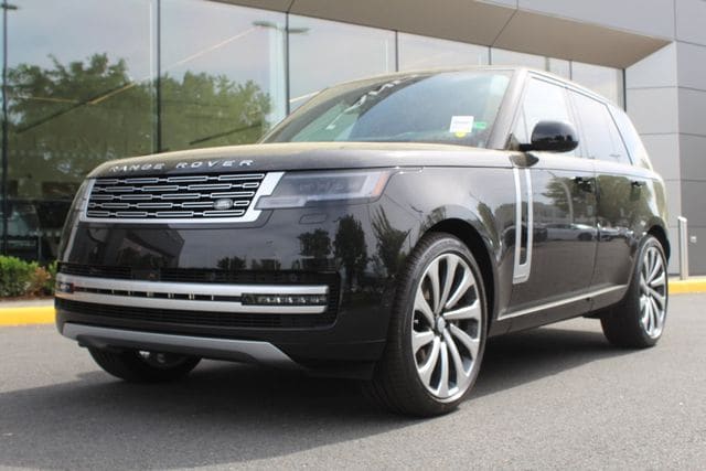 2025 Land Rover Range Rover SUV 