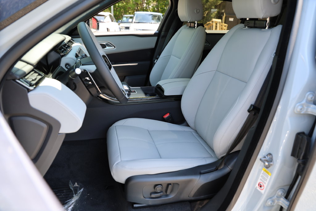 2026 Land Rover Range Rover Velar Dynamic SE - Photo 14