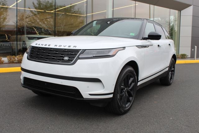2026 Land Rover Range Rover Velar S's photo