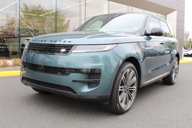 2025 Land Rover Range Rover Sport SE's photo