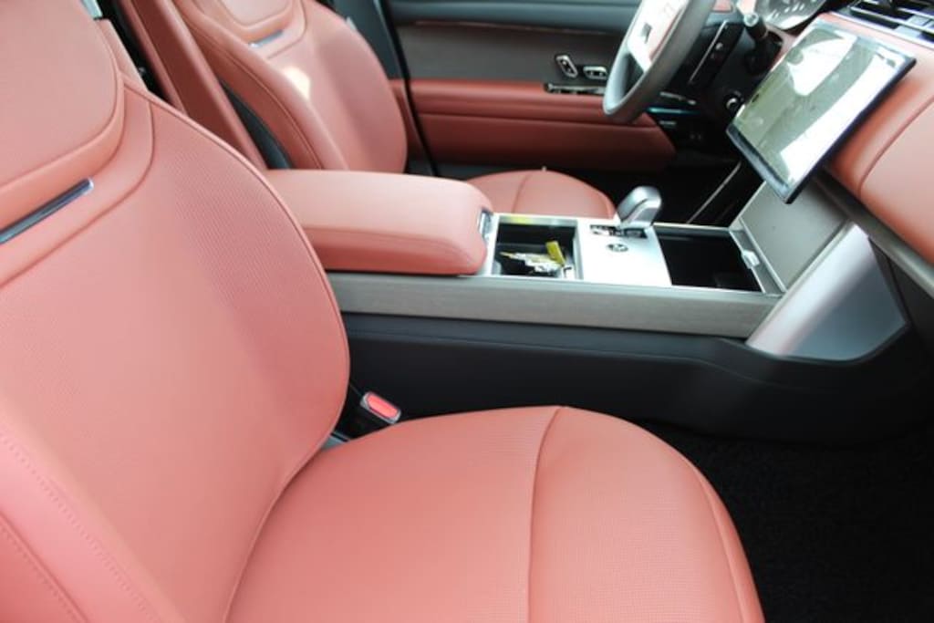 New 2026 Land Rover Range Rover SV SUV