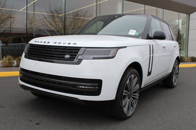 2025 Land Rover Range Rover SUV 