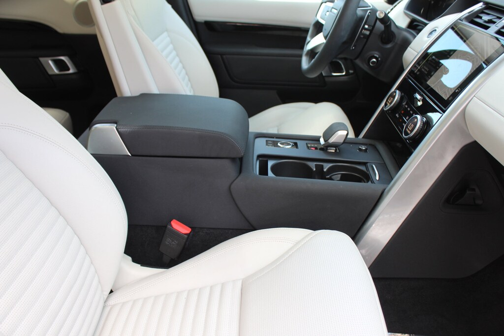 Certified 2024 Land Rover Discovery P300 S SUV