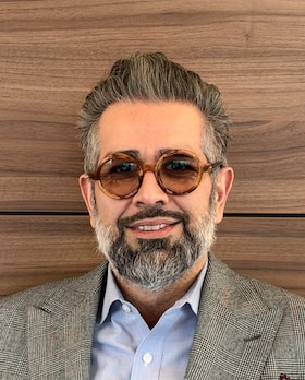 Staff member Max Assefi from ID_aecb87c47adb