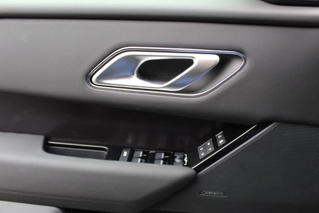 2026 Land Rover Range Rover Velar Dynamic SE - Photo 18
