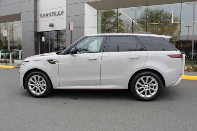 2025 Land Rover Range Rover Sport P400 Dynamic SE photo 3