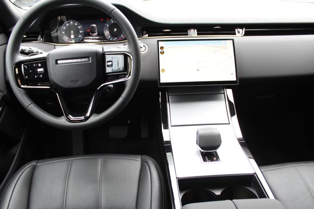 2024 Land Rover Range Rover Evoque S photo 4