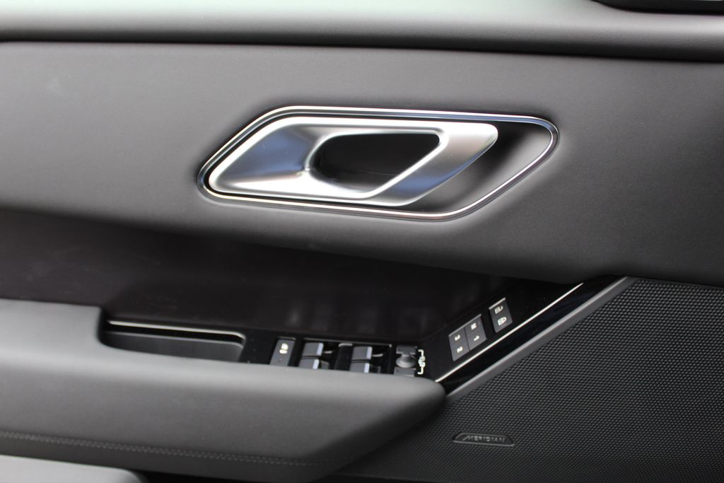 2026 Land Rover Range Rover Velar Dynamic SE - Photo 18