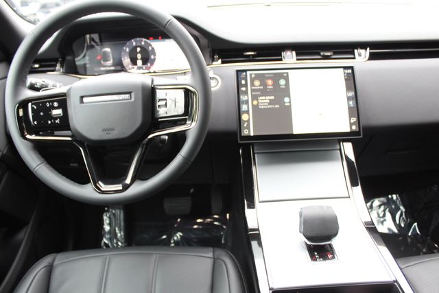 2025 Land Rover Range Rover Evoque S photo 4
