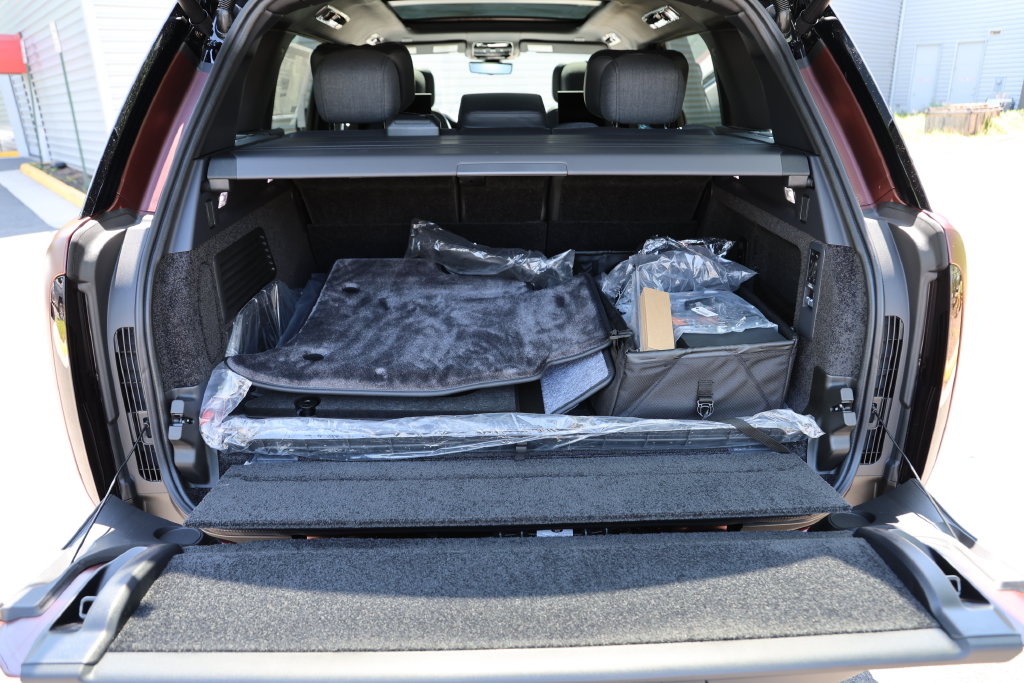 2026 Land Rover Range Rover SV - Photo 10