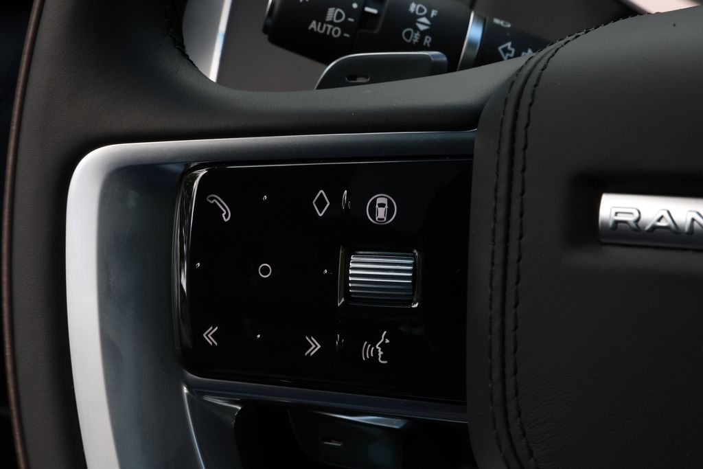 2026 Land Rover Range Rover SE - Photo 16