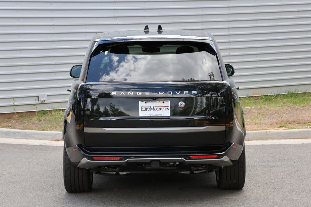 2026 Land Rover Range Rover SE - Photo 4