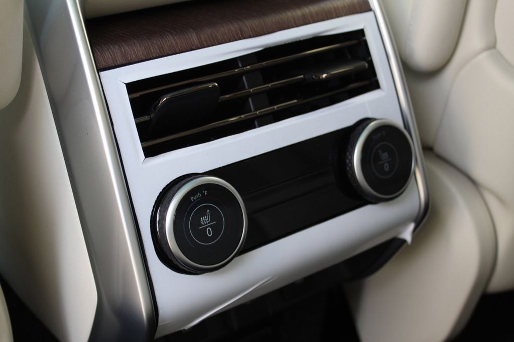 2025 Land Rover Range Rover SE - Photo 37