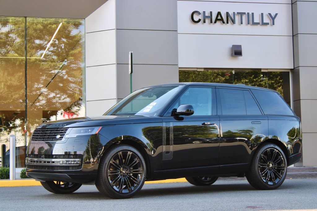 2027 Land Rover Range Rover SE 400PS SUV