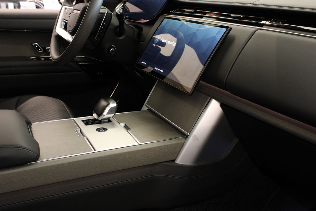 2026 Land Rover Range Rover SV - Photo 30