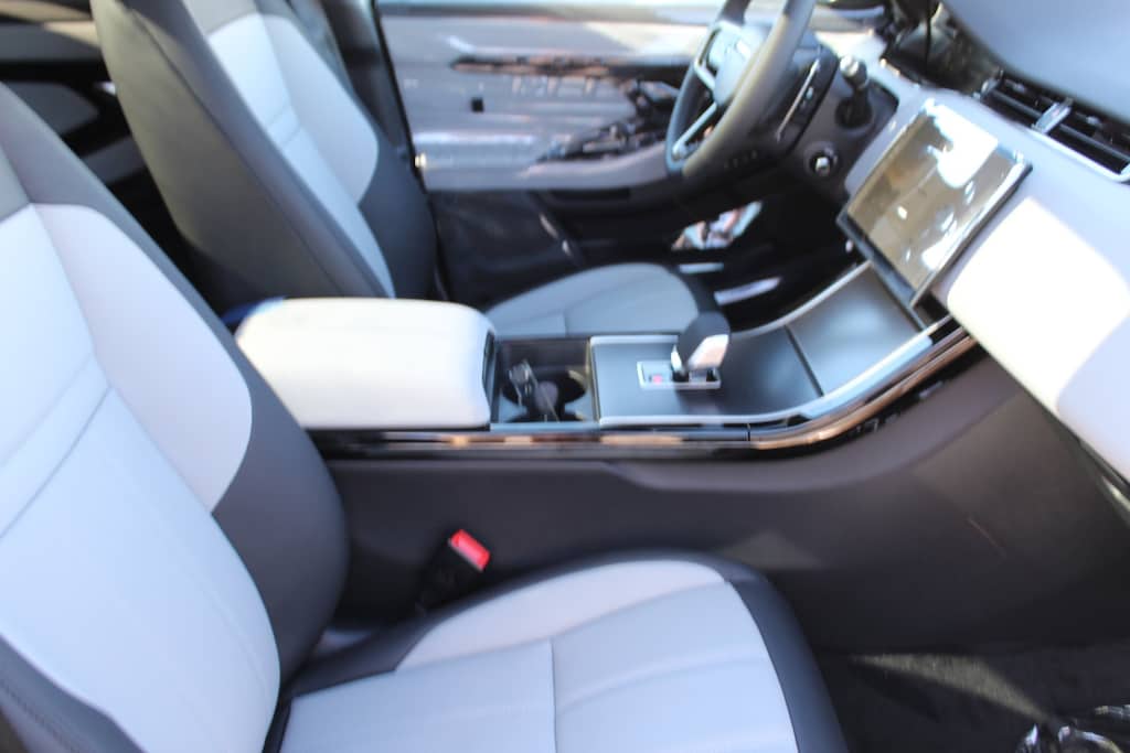 New 2026 Land Rover Range Rover Evoque Dynamic SE 249PS SUV